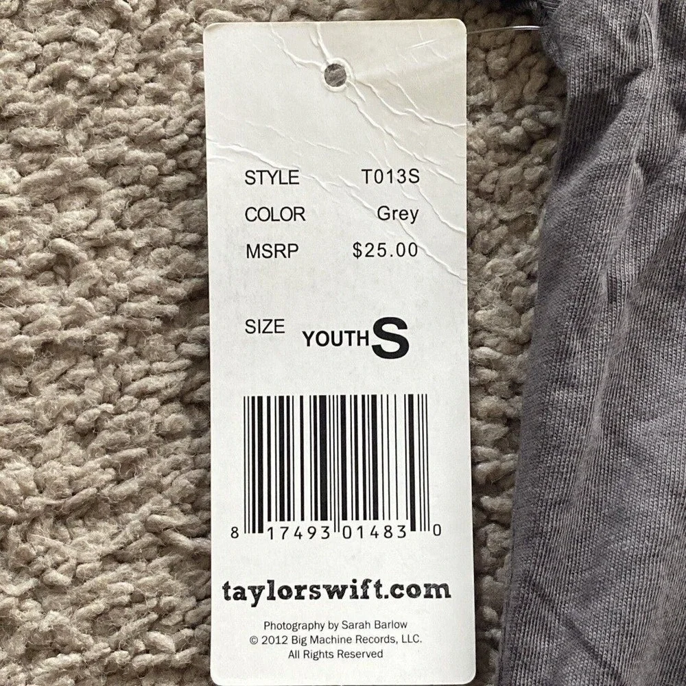 NEW Taylor Swift 2012 Official Red Grey Tee T-shirt Youth‎ Size Small - Picture 6 of 12